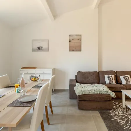 Apartman Adelaide *
